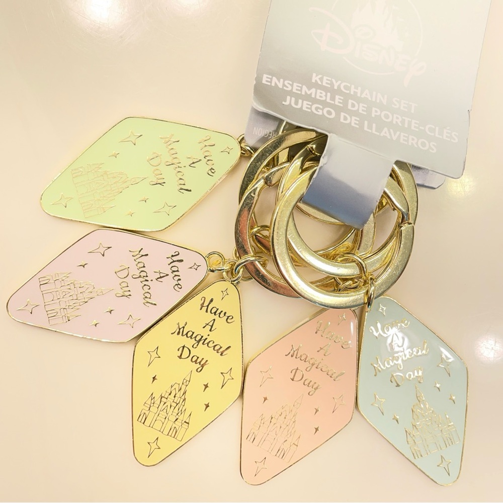 Disney Magical Day Pastel Keychain Set - Picture 2 of 3